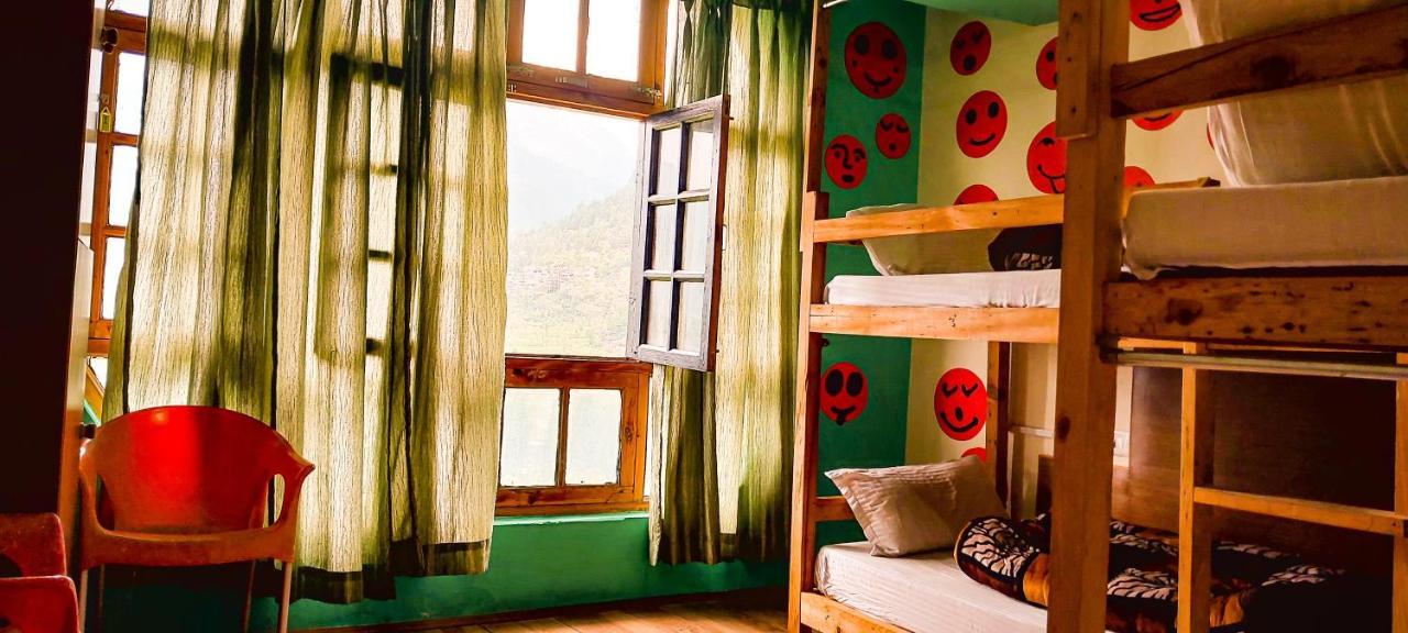 הוסטל La Vaca India Manali מראה חיצוני תמונה