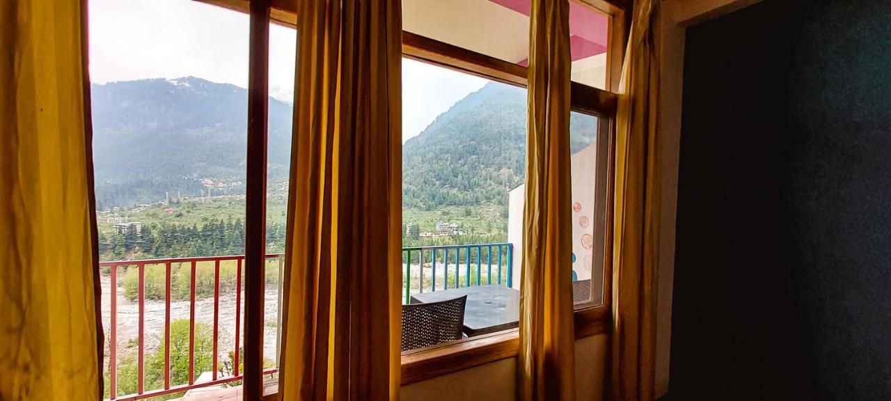 הוסטל La Vaca India Manali מראה חיצוני תמונה