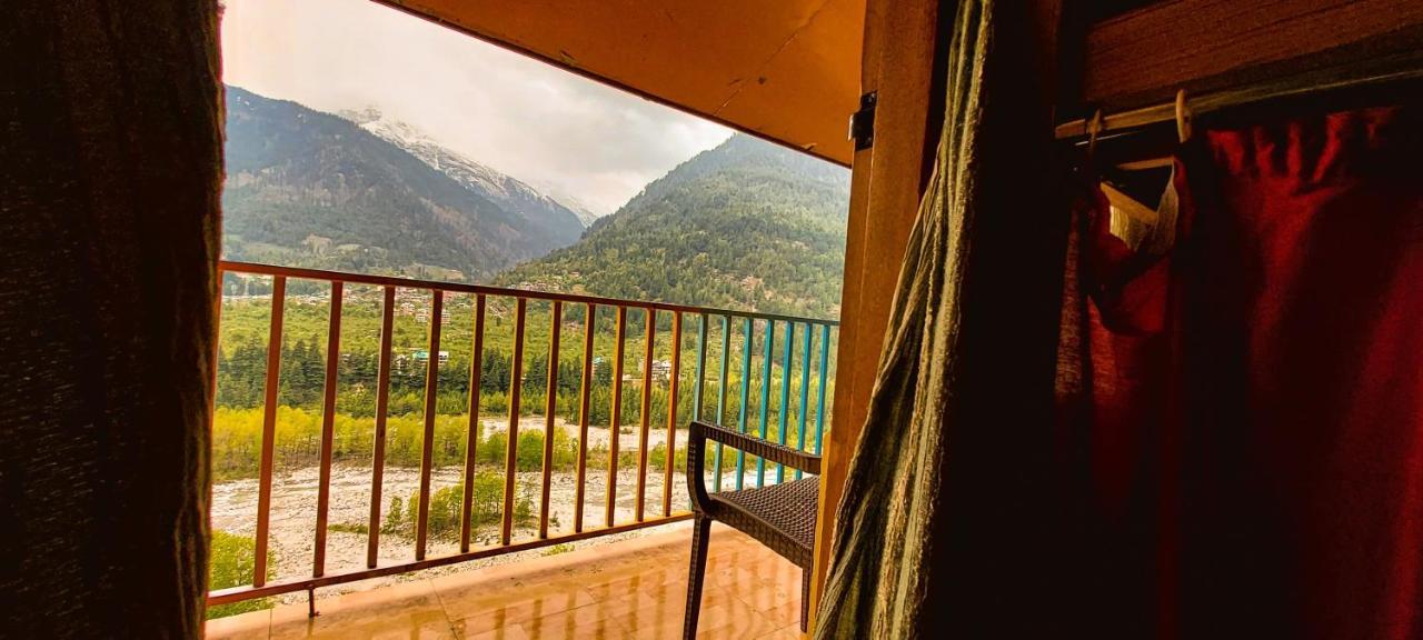 הוסטל La Vaca India Manali מראה חיצוני תמונה